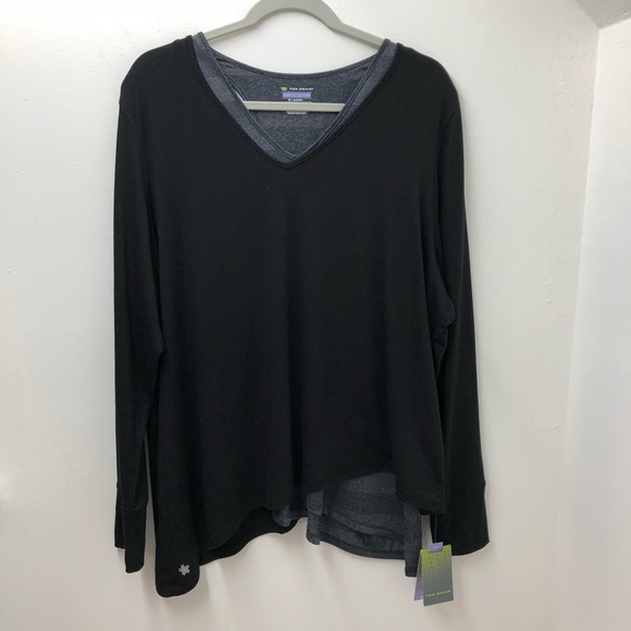 tek gear Tops - Tek Gear Black Gray Layered Top Size 1X